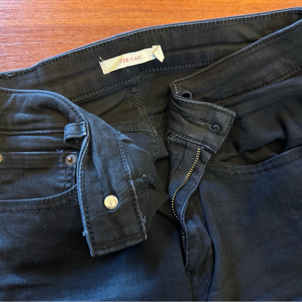 Levi's Black Flare Jeans - Picture 8 of 10